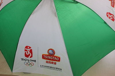 批發(fā)三折廣告?zhèn)?，打造品牌移?dòng)風(fēng)景線(xiàn)
